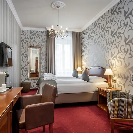Am Mirabellplatz Hotel 4*